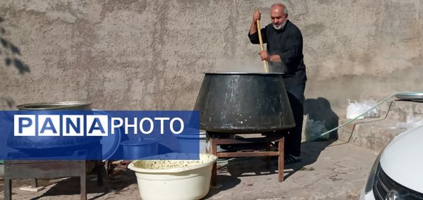 عزاداری فاطمی با حضور شهید گمنام در روستای ورجان قم