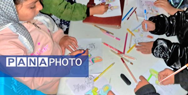 برپایی غرفه فرهنگی کودک در شهرستان کاشمر 