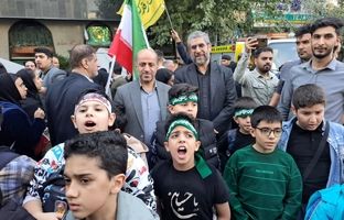 حضور معاون آموزش متوسطه وزارت آموزش و پرورش در راهپیمایی ۱۳ آبان