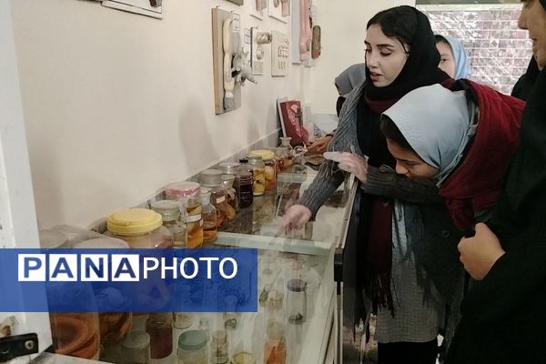 اردوی علمی آموزشی دانش‌آموزان شهر بار در پژوهش‌سرای مهندس زنده یاد مسیح آبادی 