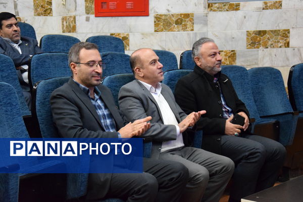  همایش معاونان پرورشی و مربیان امور تربیتی با محوریت طرح «ایرانمون» در کانون شهید فهمیده کرج 