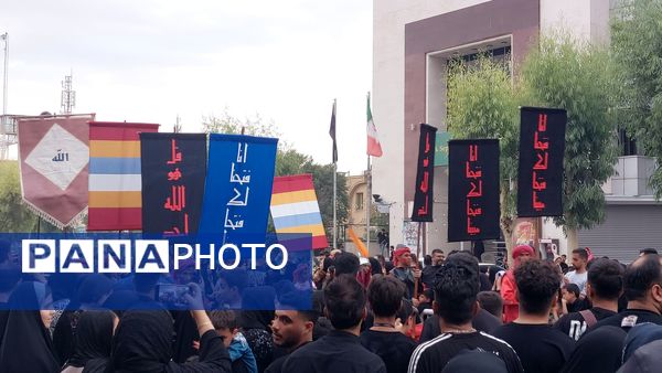 جلوه‌هایی از حرکت نمادین کاروان اسرای کربلا در قم