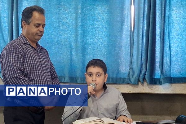 جلسه انجمن اولیا و مربیان در دبیرستان رازی