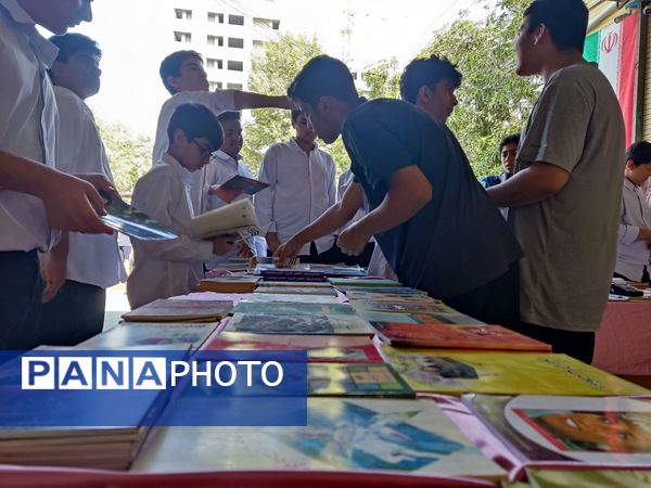 فرصتی برای تقویت کتاب‌خوانی دانش‌آموزان