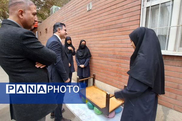 مراسم هفته پژوهش در دبیرستان بانو عفت آهنگری شهرری