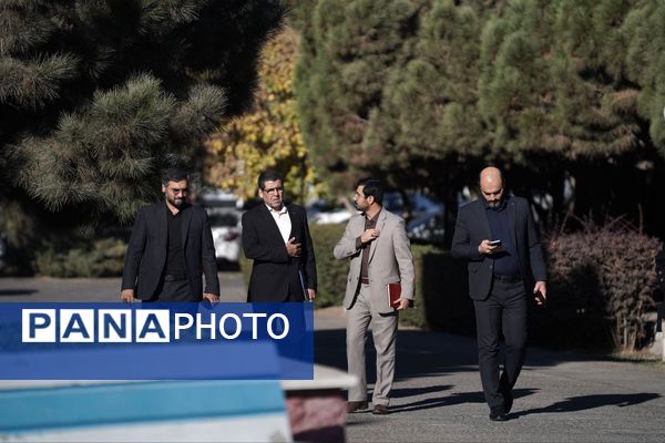 هم‌اندیشی بسیج اساتید با وزیر علوم، تحقیقات و فناوری مشهد