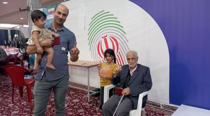 همه با هم برای سازندگی ایران رأی دادند