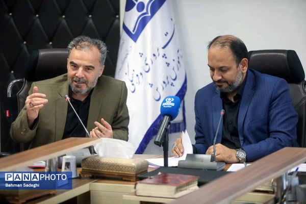 جلسه کارگروه کیفیت بخشی تربیتی و تندرستی