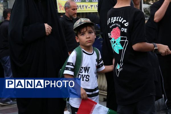 اعلام انزجار مردم قم از یاوه گویی‌های استکبار جهانی با راهپیمایی «عهد خون»