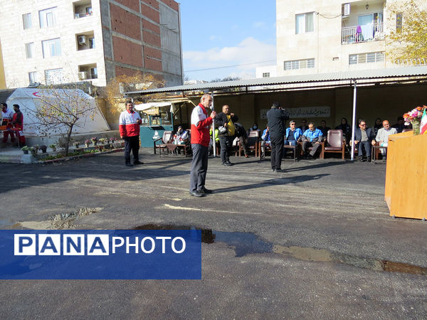 برگزاری مانور زلزله در هنرستان محمودیه شهرستان بجنورد 