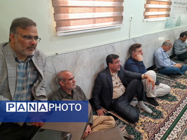 مراسم سالروز ارتحال حضرت امام خمینی رحمت الله علیه در اداره کل آموزش و پرورش استان بوشهر