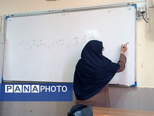 پرواز اندیشه‌ها در دبیرستان میرزا جعفر سروقد