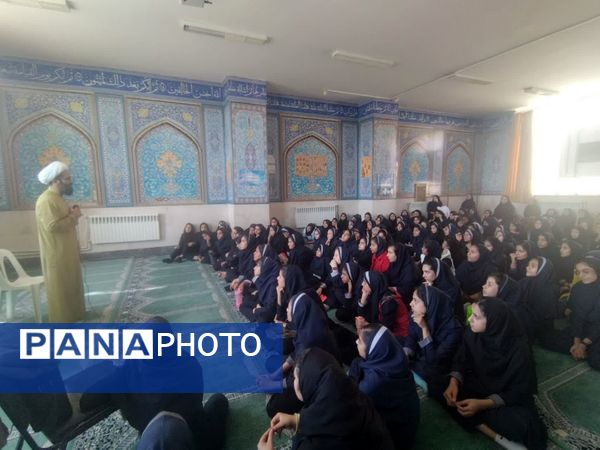 فعالیت‌های بنیاد مهدویت و آینده پژوهی ویژه دانش‌آموزان شهرستان فلاورجان 