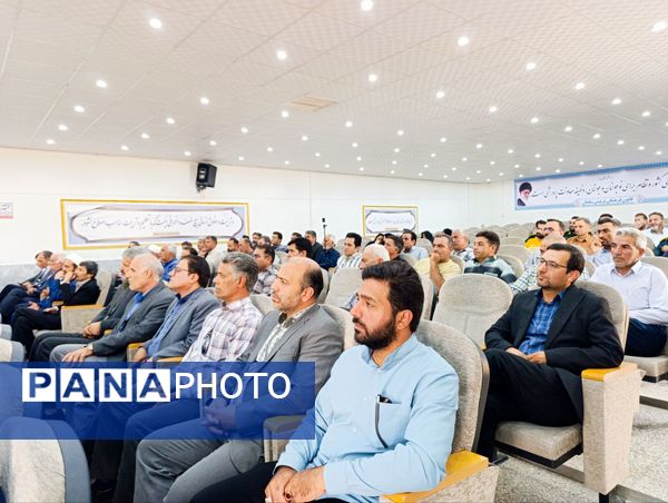 آیین و تکریم فرمانده نیروی انتظامی شهرستان خلیل آباد 
