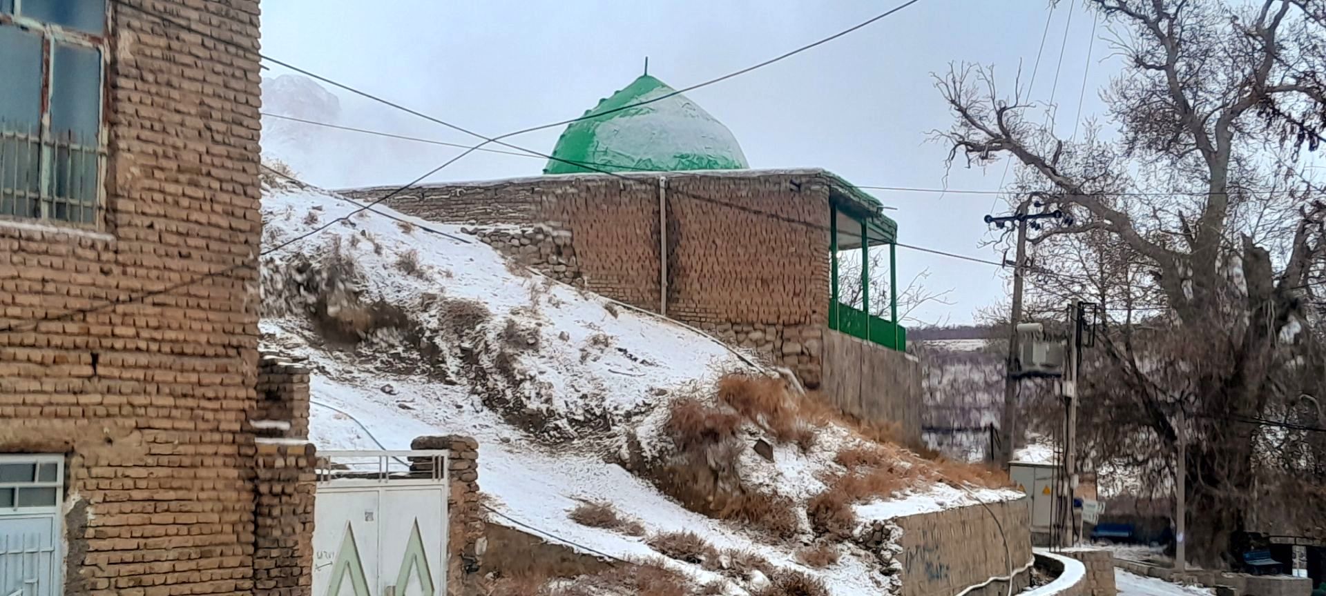  دومین برف پاییزی در شهر بار 