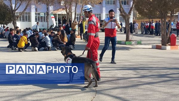 مدرسه شهید فاضل شهرکرد میزبان مانور زلزله و آمادگی دانش‌آموزان
