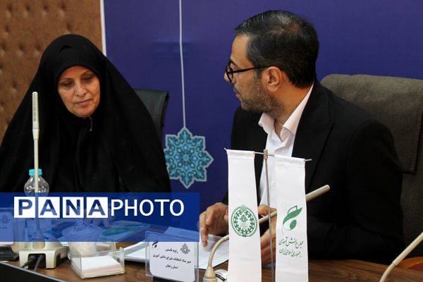 افتتاحیه وبیناری مجلس دانش آموزی جمهوری اسلامی ایران در زنجان 