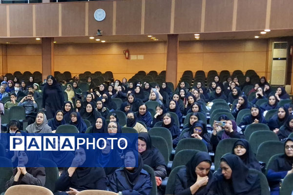 آیین پاسداشت فرهیختگان آینده‌ساز؛ مقام‌آوران جشنواره نوجوانان خوارزمی