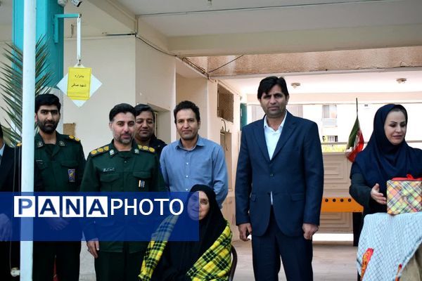 یادواره «لاله‌های روشن» در جم؛ بزرگداشت دانش‌آموز شهید حسین صافی در ریحانه‌النبی