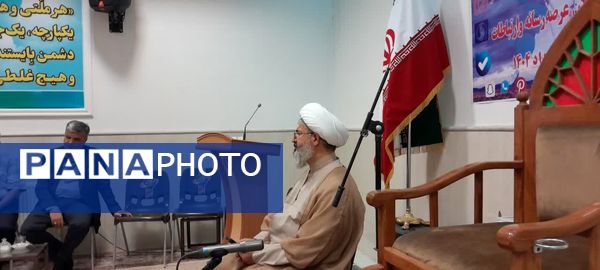 نشست تخصصی امام جمعه شهرستان کاشمر با فعالان عرصه رسانه و ارتباطات