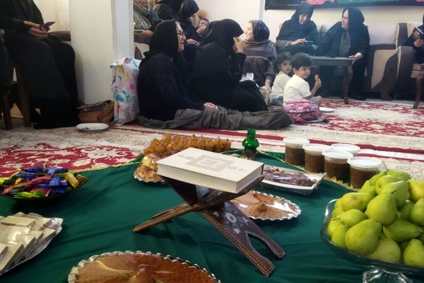 بر پایی روضه خانگی در قائمشهر