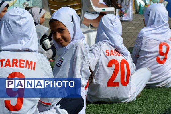 برگزاری المپیاد ورزشی درون مدرسه‌ای در بهارستان‌دو