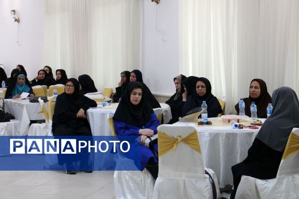 برگزاری همایش توانمندسازی مشاوران استان 