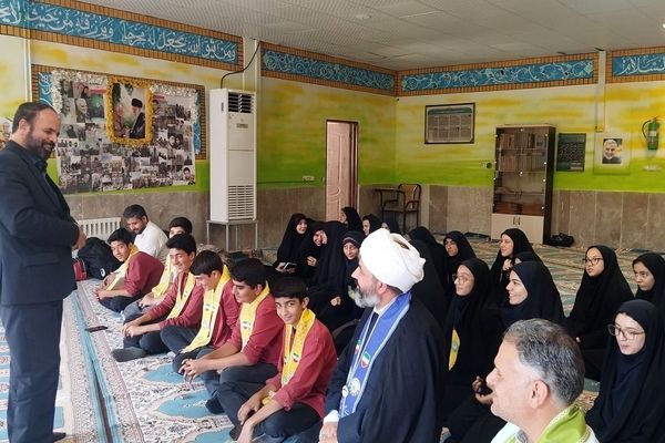 اعزام دانش‌آموزان پیشتاز البرزی به همایش ملی روز دانش‌آموز در اردگاه باهنر تهران