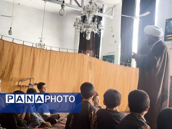 اقامه نماز جماعت به صورت مستمر و روزانه در دبستان شهید نجفی فدافن