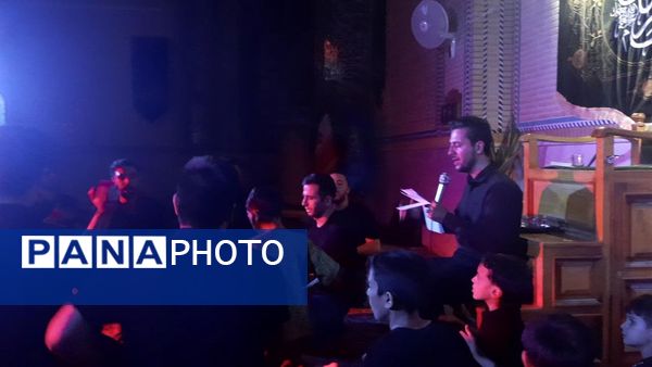 مراسم سینه‌زنی در شب هفتم شهادت امام حسین (ع)