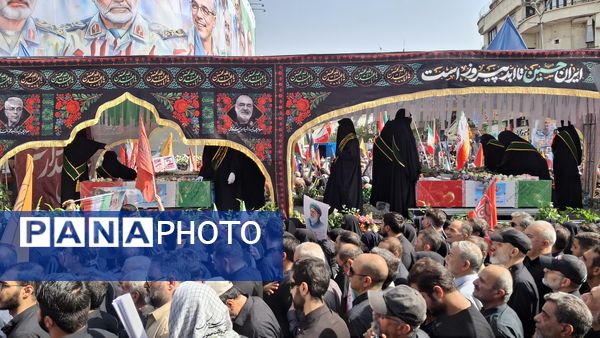 حضور پرشور فرهنگیان منطقه ۱۴ در مراسم تشییع پیکرهای شهدای جنگ ۱۲ روزه