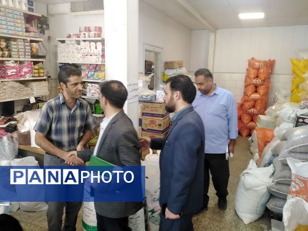 بازدید و نظارت بر بازار با حضور فرماندار و رئیس اداره صمت شهرستان کاشمر