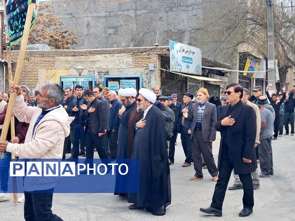مراسم دسته روی و سینه زنی مردم آشخانه به مناسبت شهادت امام علی (ع)