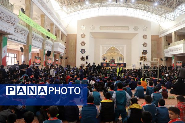 اجتماع باشکوه نوگلان فاطمی با حضور بیش از سه هزار دانش‌آموز گرگانی