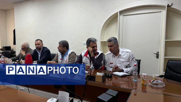 جلسه هماهنگی کمیته فنی مدیریت بحران استان بوشهر برای برگزاری مانور سراسری زلزله در مدارس