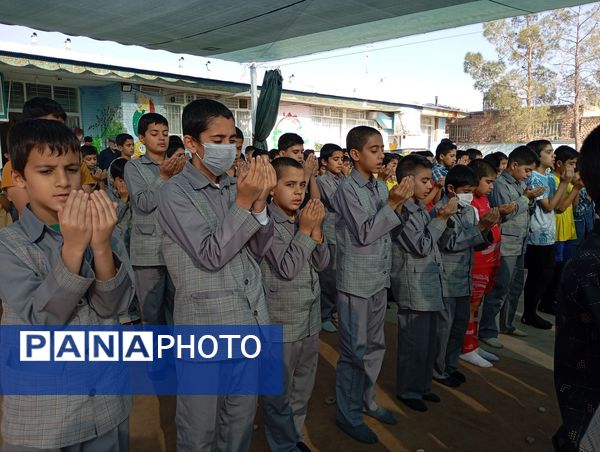 اقامه نماز باران در مدرسه فضیلت