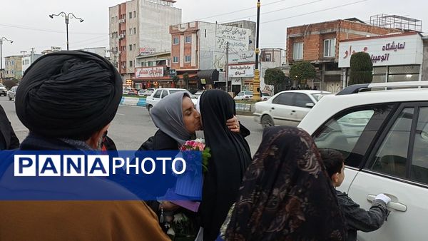 بازگشت دانش‌آموز محمودآبادی از زیارت خانه خدا 