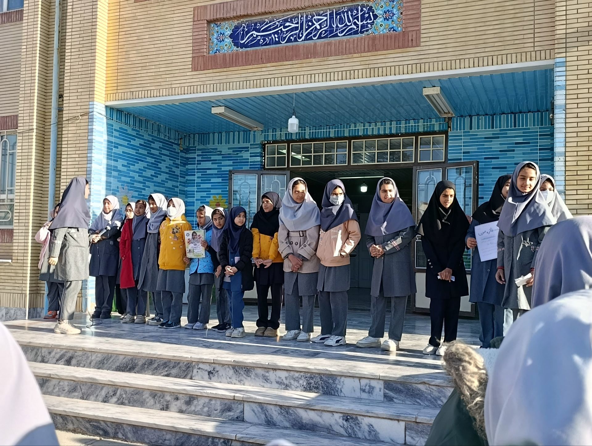 معرفی کاندیداهای شورای دانش آموزی در دبستان شهید ترابی 