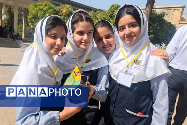 روز بزرگداشت حافظ، شاعر پرآوازه و لسان‌الغیب