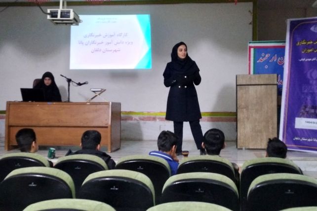 کارگاه آموزشی نوخبرنگاران در نورآباد لرستان؛ گامی برای تربیت نسل تازه رسانه‌ای