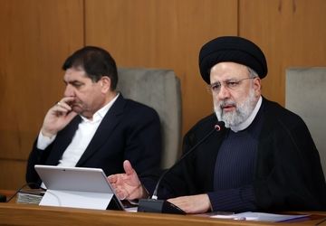 توصیه رئیسی به تیم اقتصادی دولت: تصیمات تنش‌زا نگیرید