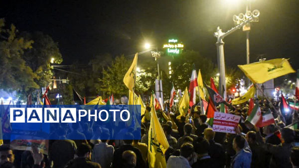 شادی مردم پس از انتقام وعده صادق ۲ در بجنورد