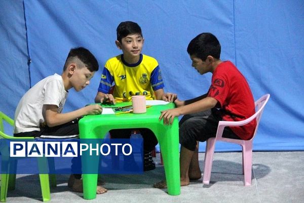 برگزاری نماز جمعه شهر قیامدشت با حضور رئیس اداره آموزش و پرورش ناحیه یک شهرری