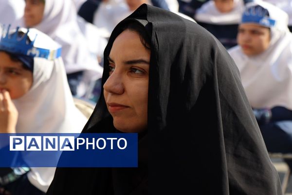 ویژه برنامه ماجراجویی در سرزمین علم در مدارس شهرستان پاکدشت 