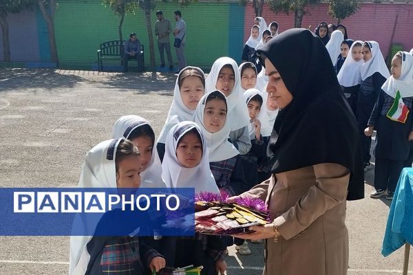 برگزاری صبحگاه‌ در کهریزک با برنامه‌های متنوع