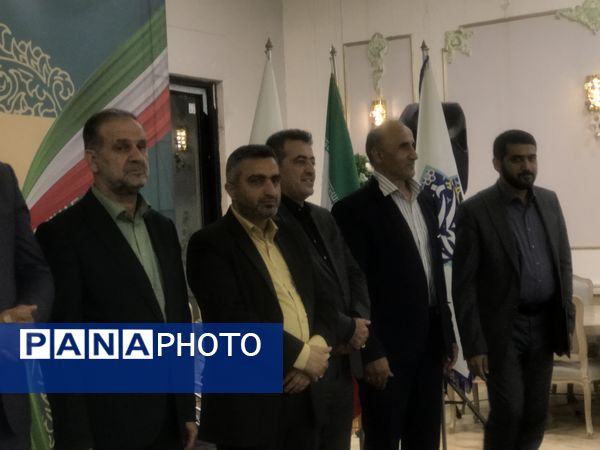 آیین تجلیل از خبرنگاران و اصحاب رسانه در محمودآباد