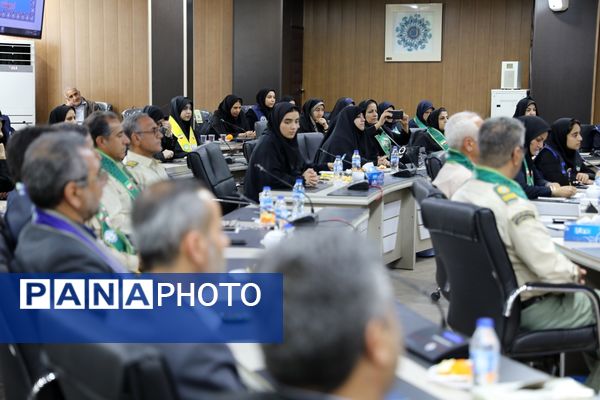 نشست تخصصی قائم مقام سازمان دانش‌آموزی با تشکل‌های پیشتازان در آذربایجان غربی