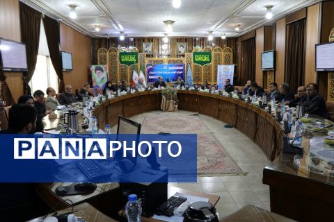 یک‌صد و هشتاد و یکمین نشست شورای آموزش و پرورش استان اصفهان