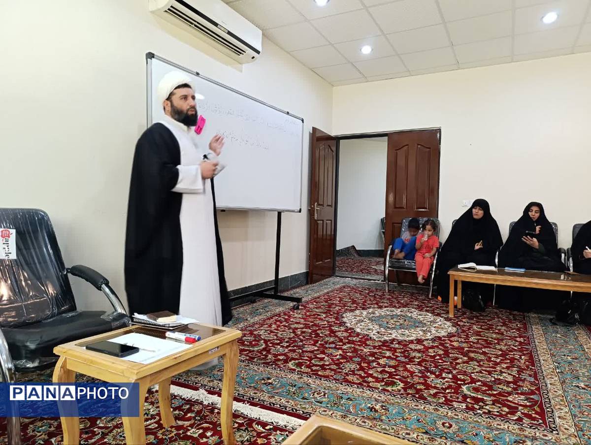 سلسله جلسات بانوی مؤثر و کنش گر در شهرستان کاشمر