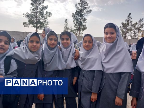 مراسم آغاز سال تحصیلی جدید در دبستان توحید 